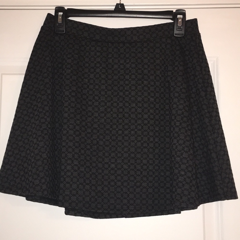 Joe B Dark Gray Pattern Skirt